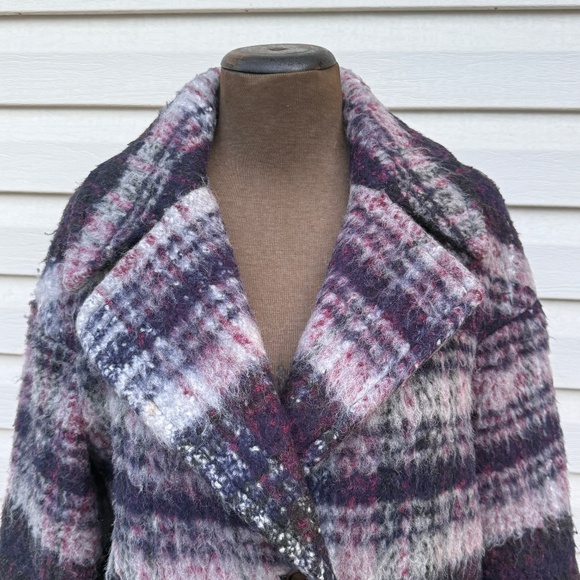 Lucky Brand Cozy fuzzy plaid overcoat in deep plum, charcoal, and soft grey - Picture 4 of 8